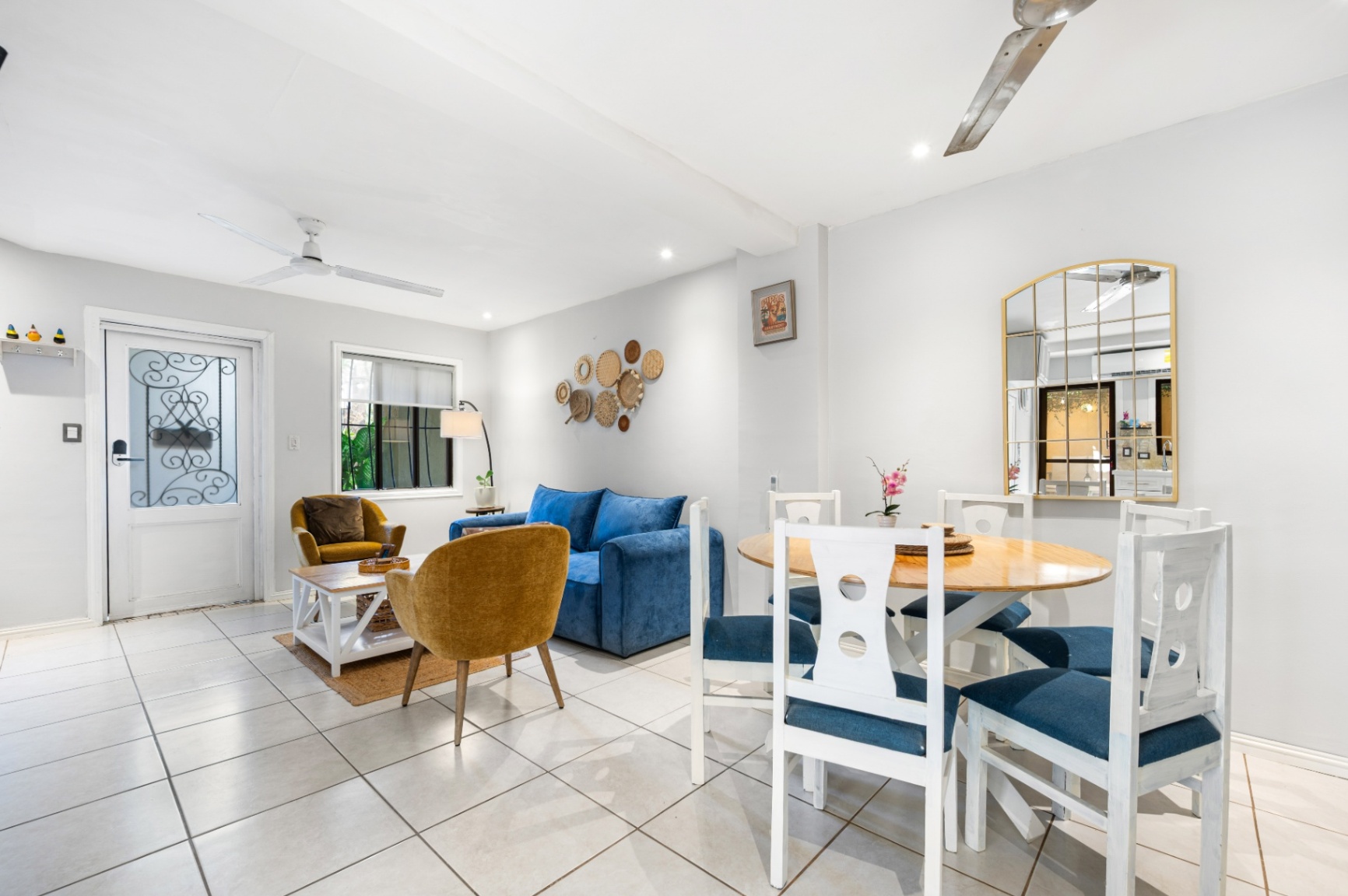 3 bed Tamarindo condo 10 mins walk to beach